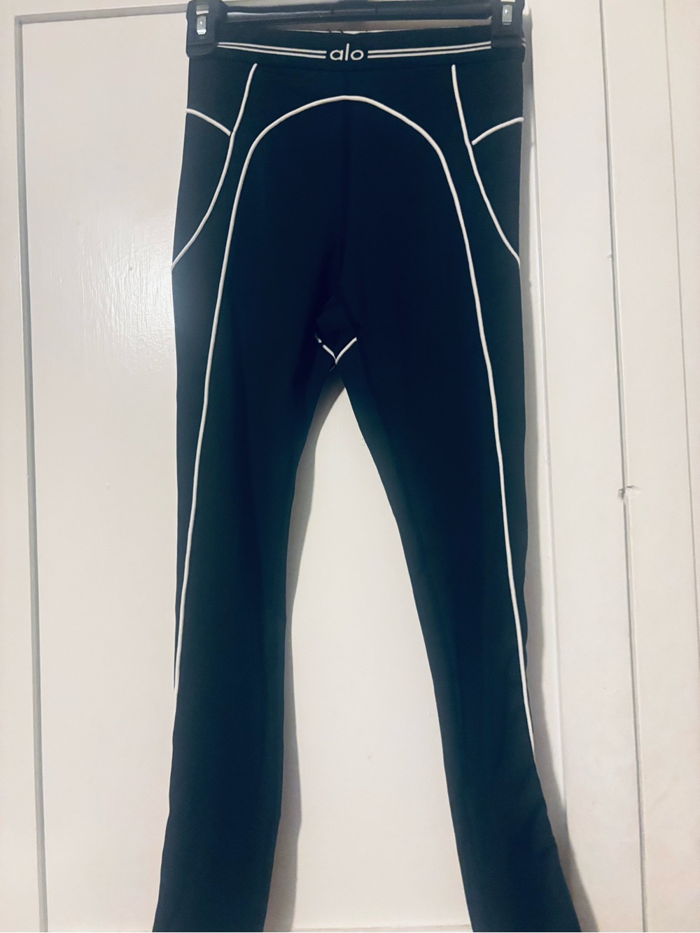 Alo Black Leggings with White Piping